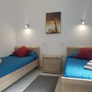 Appartamento Ac1- Prime Location 3 Bedroom Apt In St.julian's, San Giuliano